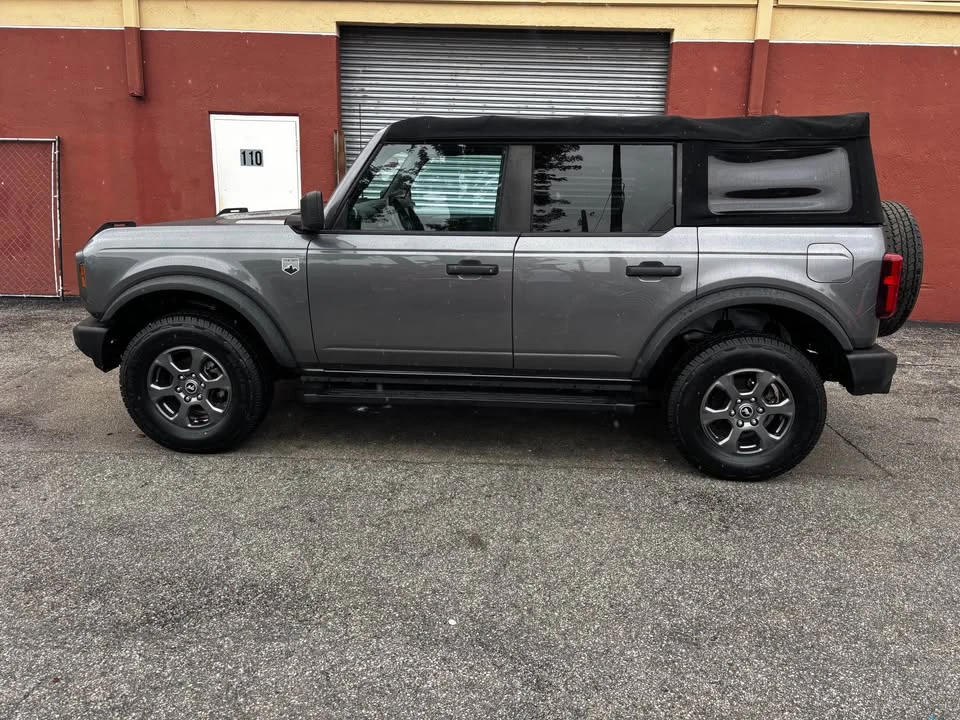 2022 Ford Bronco 6th Gen - Image 2 of 7