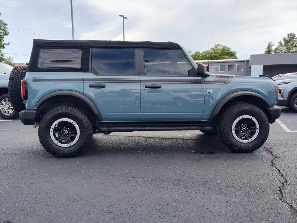 2022 Ford Bronco 6th Gen - Image 8 of 12