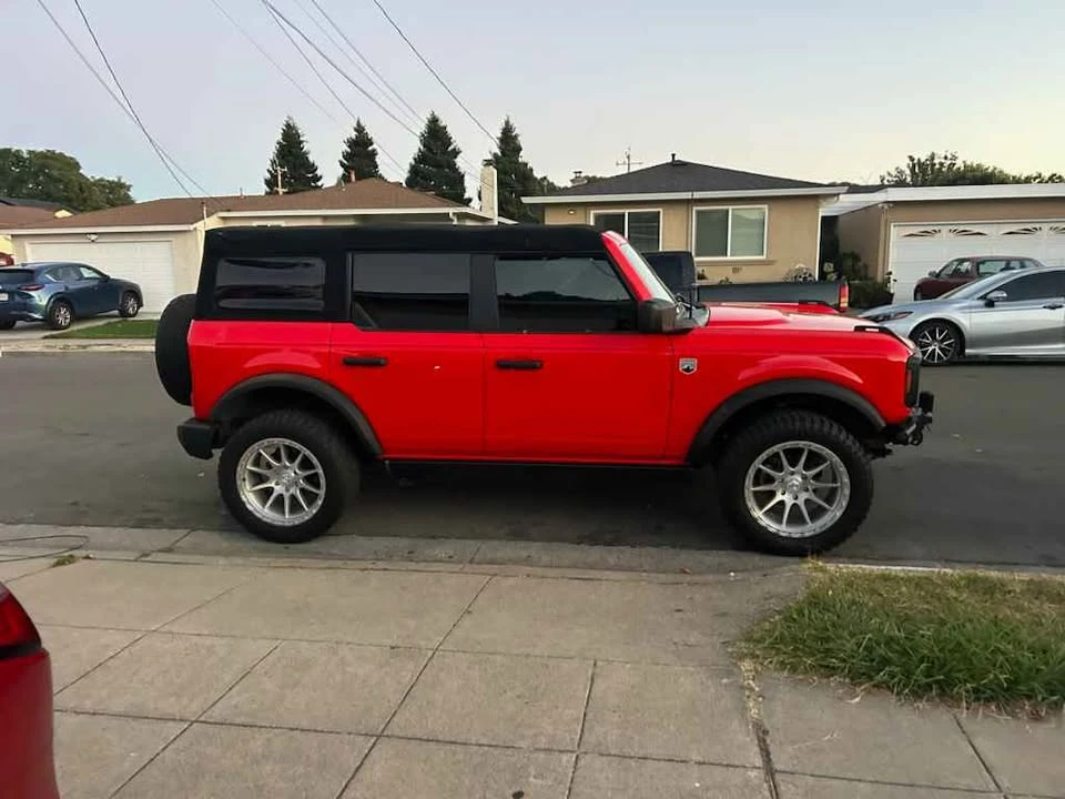 2022 Ford Bronco 6th Gen - Image 4 of 10