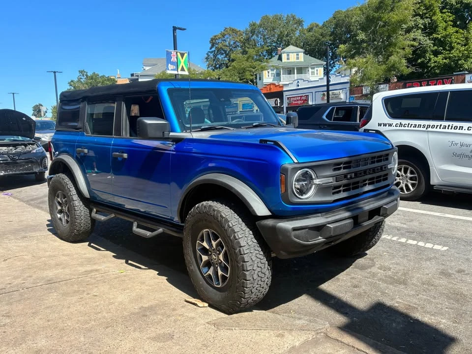 2022 Ford Bronco 6th Gen - Image 3 of 14