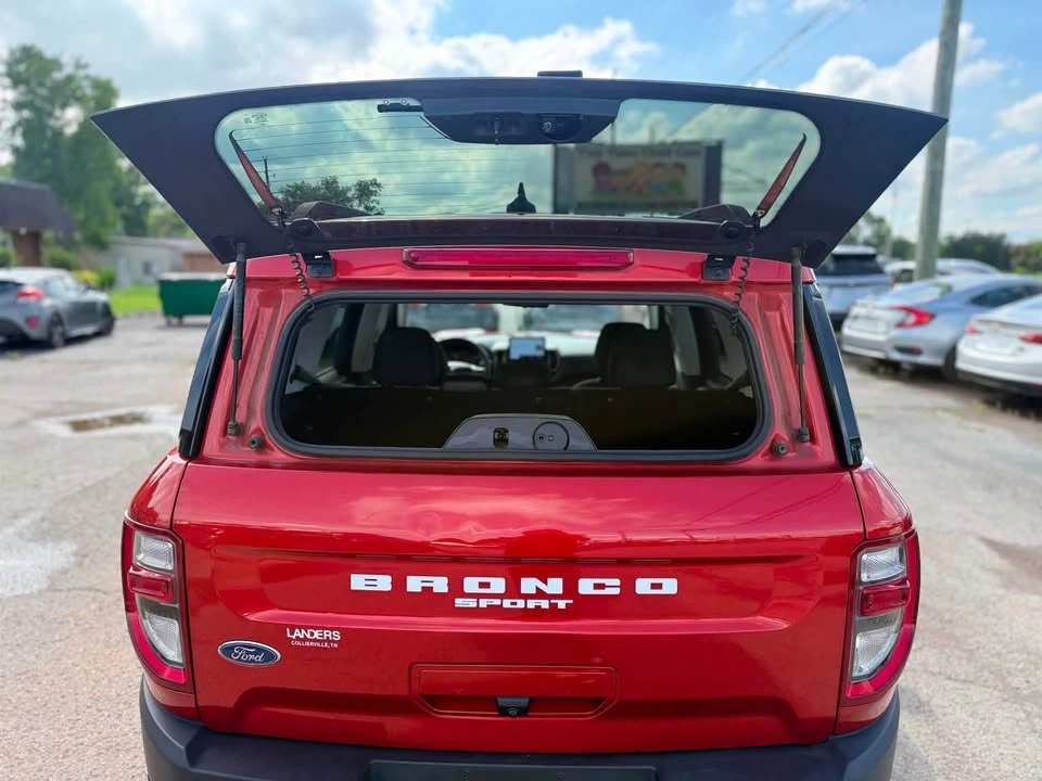 2022 Ford Bronco 6th Gen - Image 12 of 16