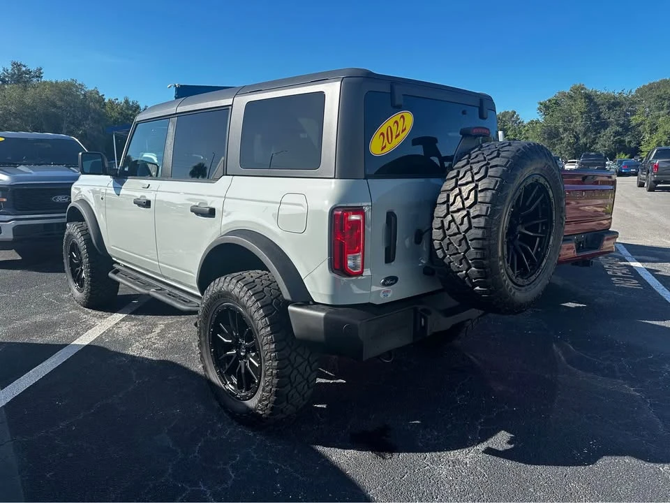 2022 Ford Bronco 6th Gen - Image 3 of 8