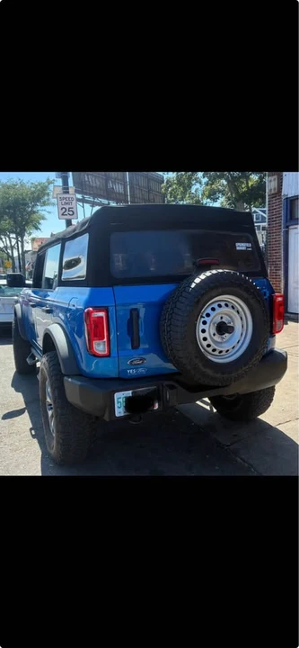 2022 Ford Bronco 6th Gen - Image 11 of 14