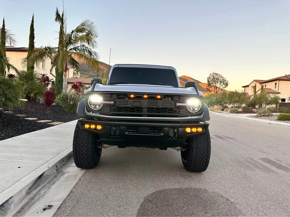 2022 Ford Bronco 6th Gen - Image 8 of 14