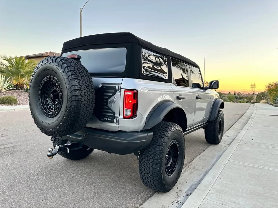 2022 Ford Bronco 6th Gen - Image 5 of 14