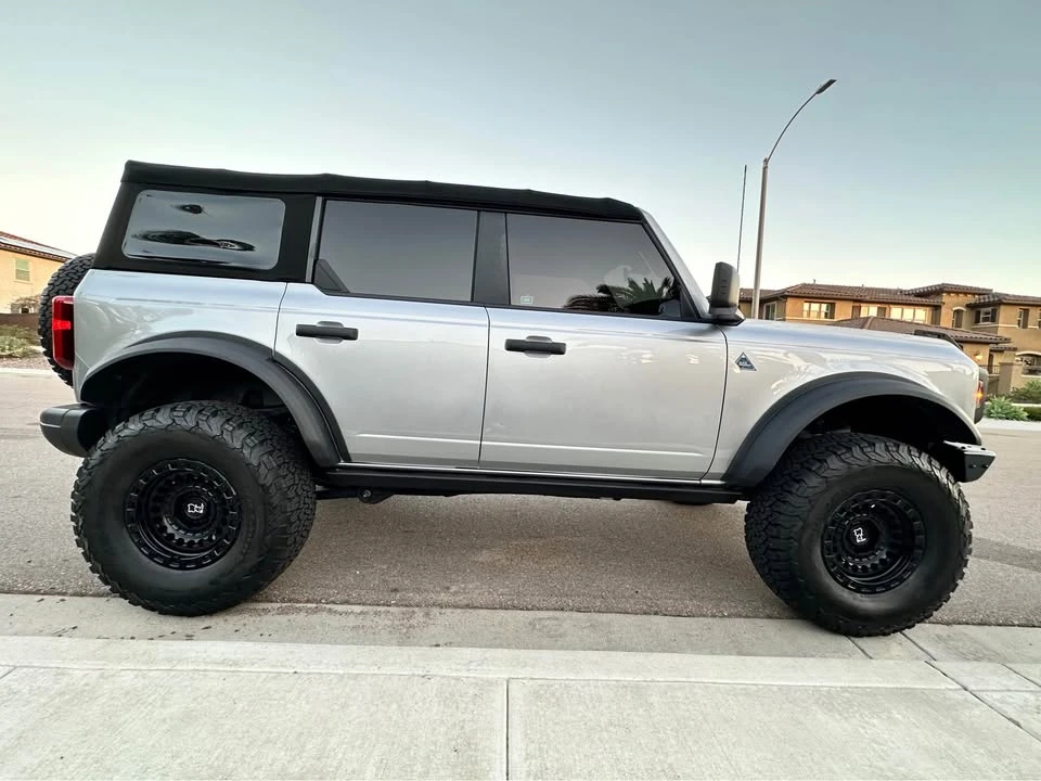2022 Ford Bronco 6th Gen - Image 6 of 14