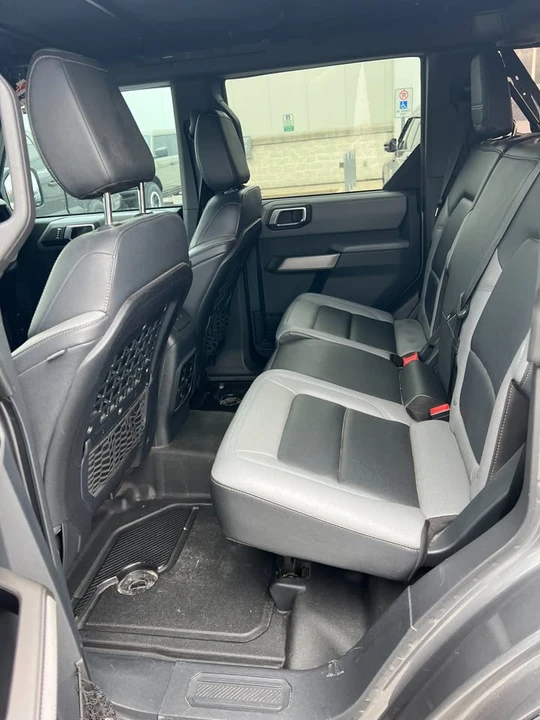 2022 Ford Bronco 6th Gen - Image 15 of 16