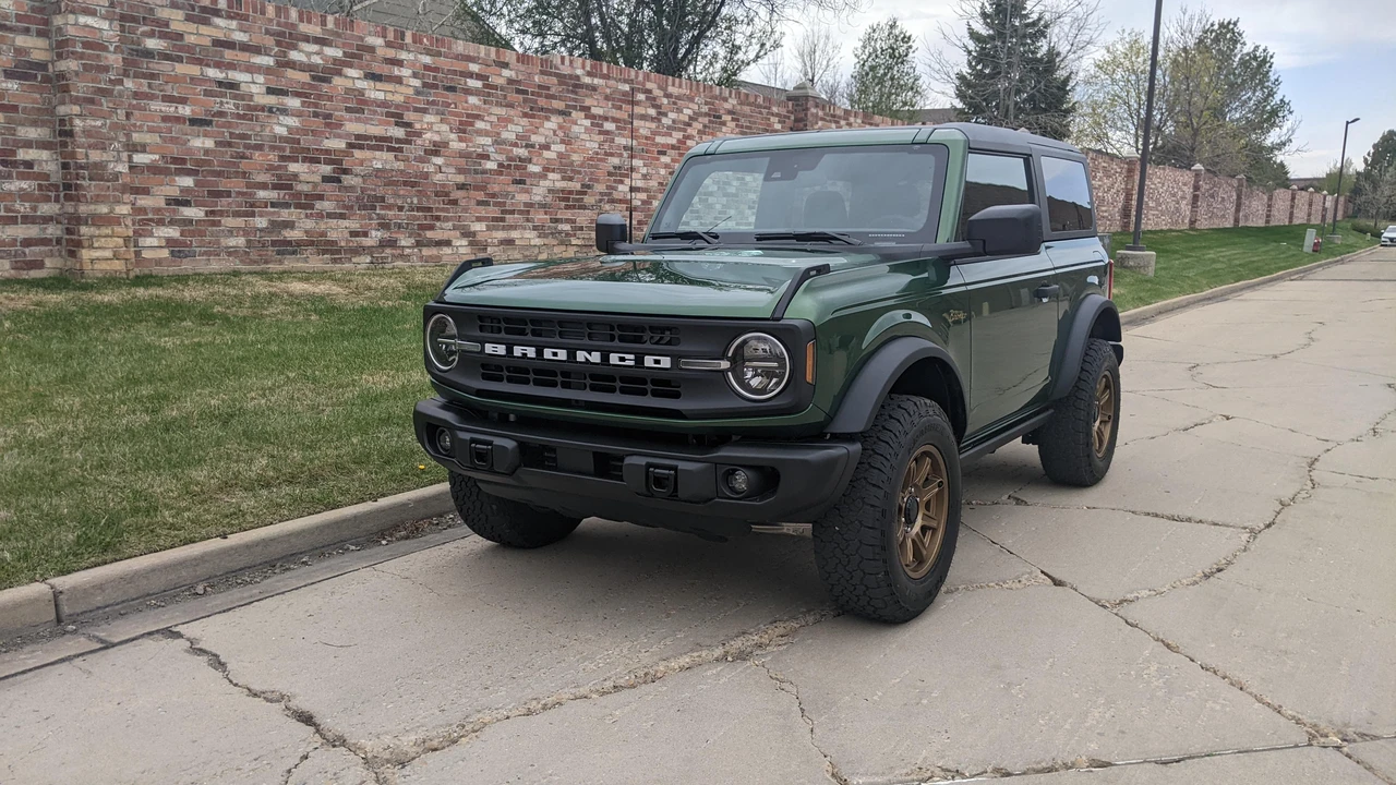 2022 Ford Bronco 6th Gen - Image 7 of 31