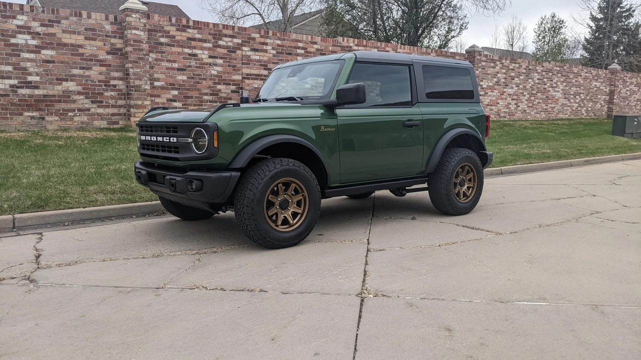 2022 Ford Bronco 6th Gen - Image 13 of 31
