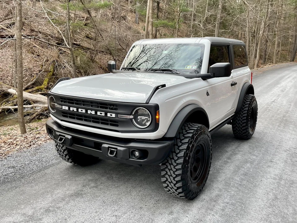 2022 Ford Bronco 6th Gen - Image 7 of 15
