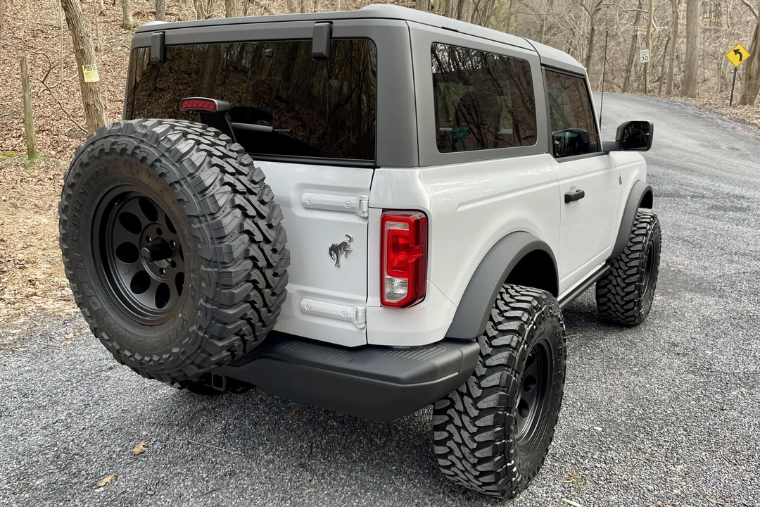 2022 Ford Bronco 6th Gen - Image 4 of 15