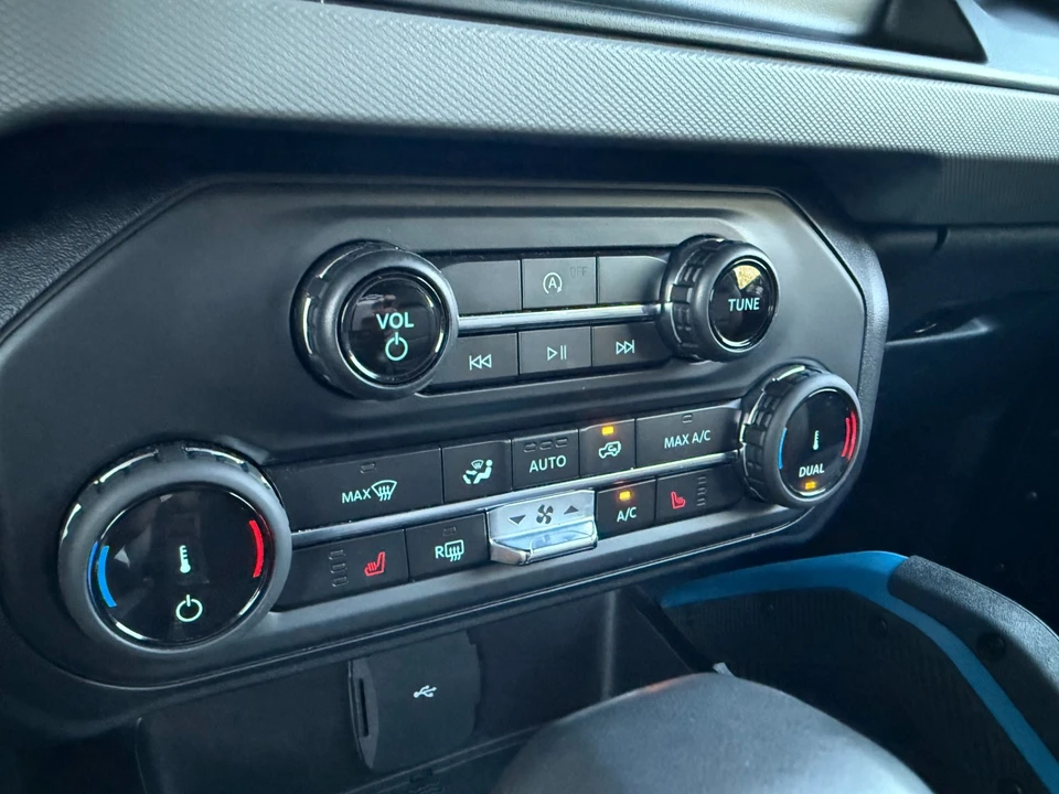 2022 Ford Bronco 6th Gen - Image 26 of 31