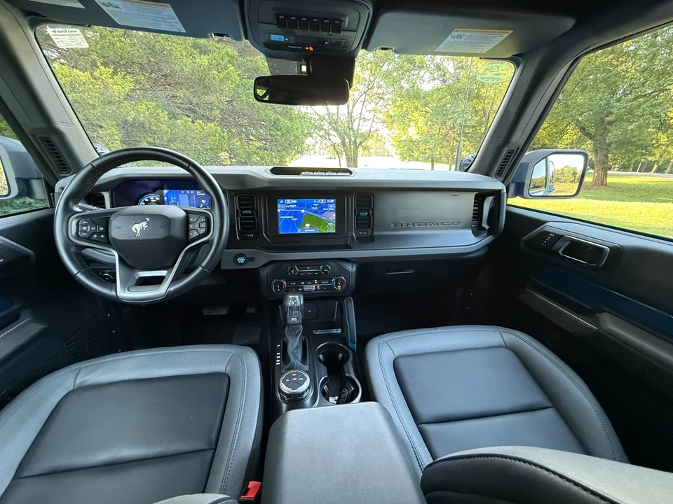 2022 Ford Bronco 6th Gen - Image 15 of 31