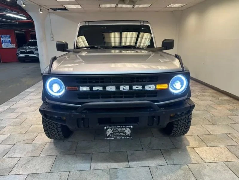 2022 Ford Bronco 6th Gen - Image 9 of 12