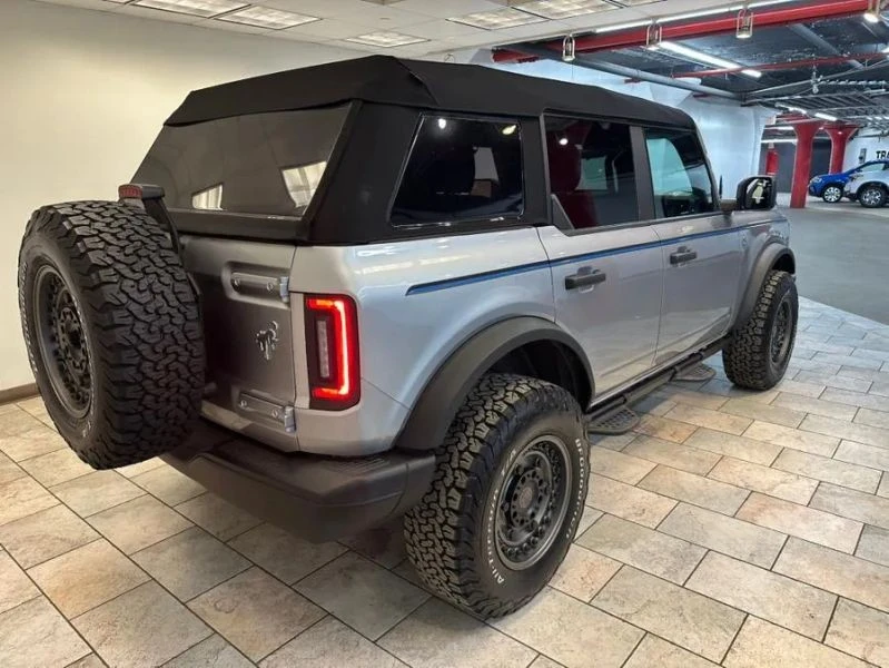 2022 Ford Bronco 6th Gen - Image 6 of 12