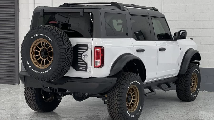 2022 Ford Bronco 6th Gen - Image 23 of 24