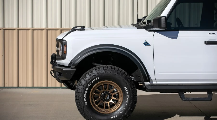 2022 Ford Bronco 6th Gen - Image 27 of 28