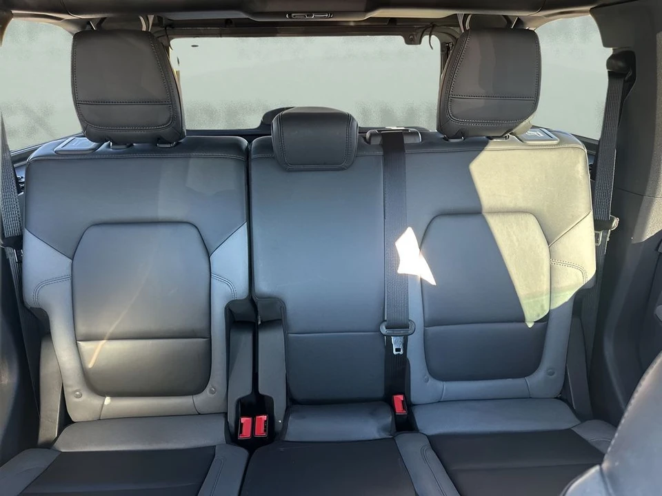 2022 Ford Bronco 6th Gen - Image 10 of 12