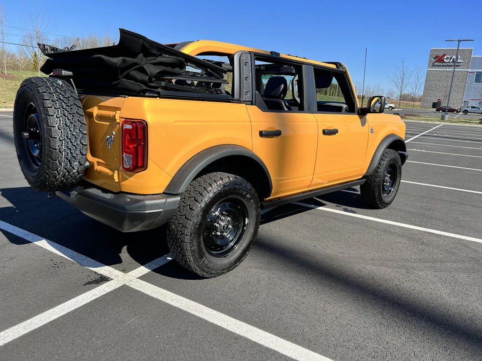 2022 Ford Bronco 6th Gen - Image 19 of 31