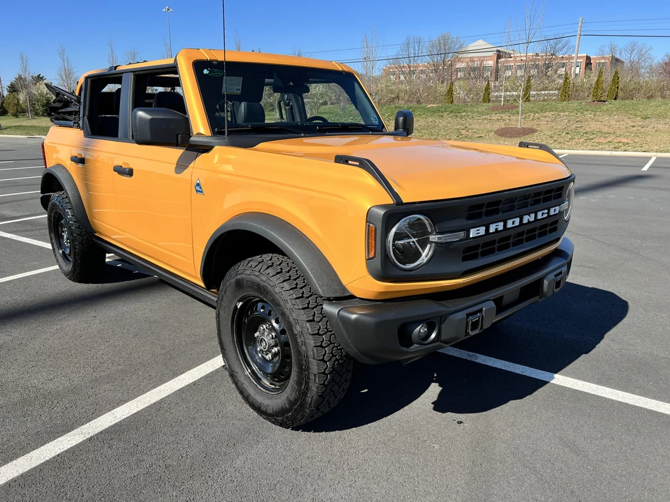 2022 Ford Bronco 6th Gen - Image 21 of 31