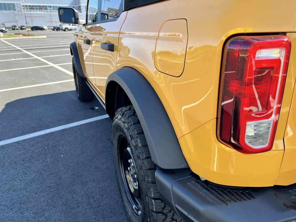2022 Ford Bronco 6th Gen - Image 30 of 31