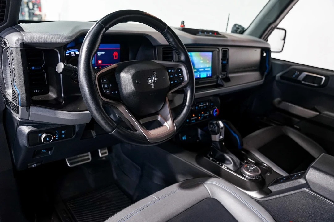 2022 Ford Bronco 6th Gen - Image 9 of 21