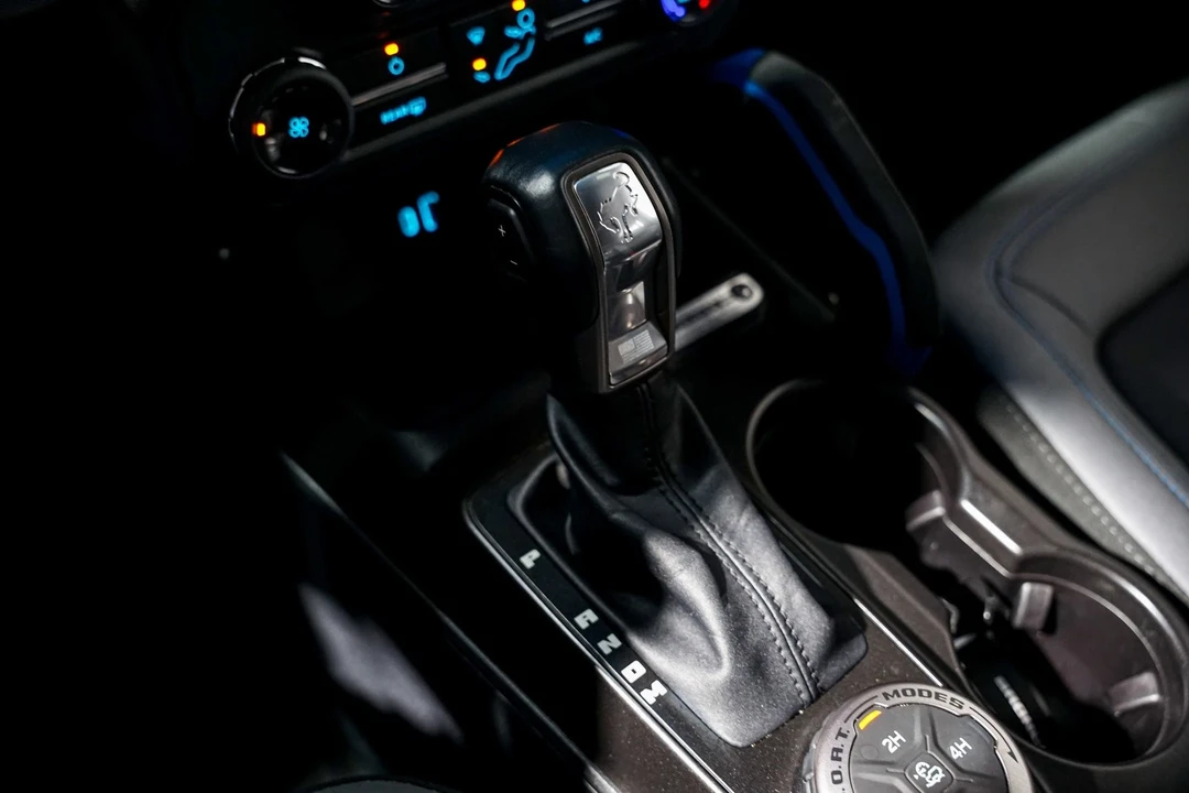 2022 Ford Bronco 6th Gen - Image 15 of 21