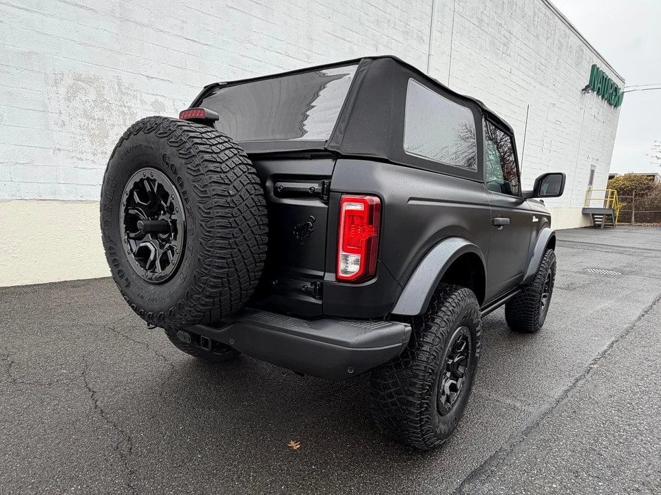 2022 Ford Bronco 6th Gen - Image 17 of 31