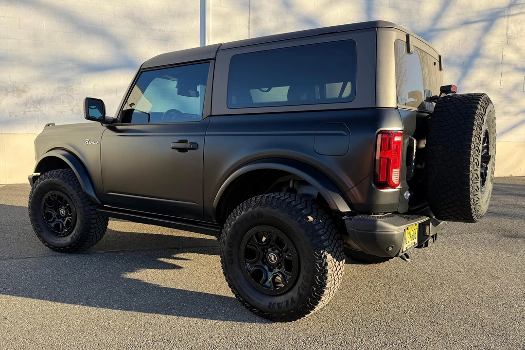 2022 Ford Bronco 6th Gen - Image 4 of 31