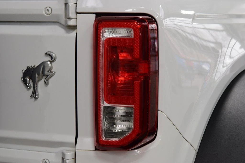 2022 Ford Bronco 6th Gen - Image 17 of 21