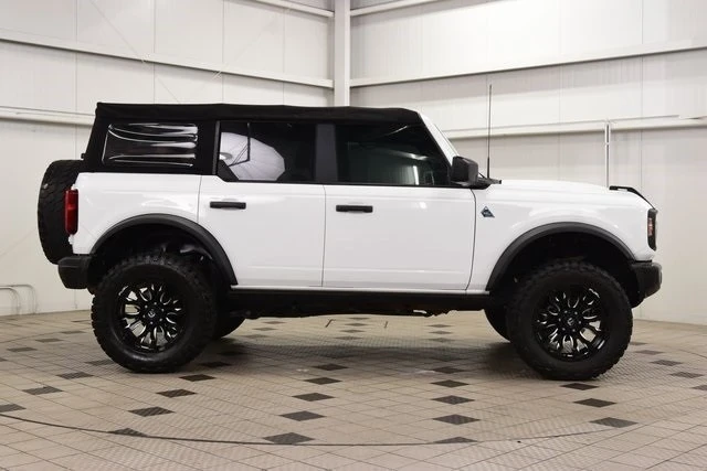 2022 Ford Bronco 6th Gen - Image 9 of 21