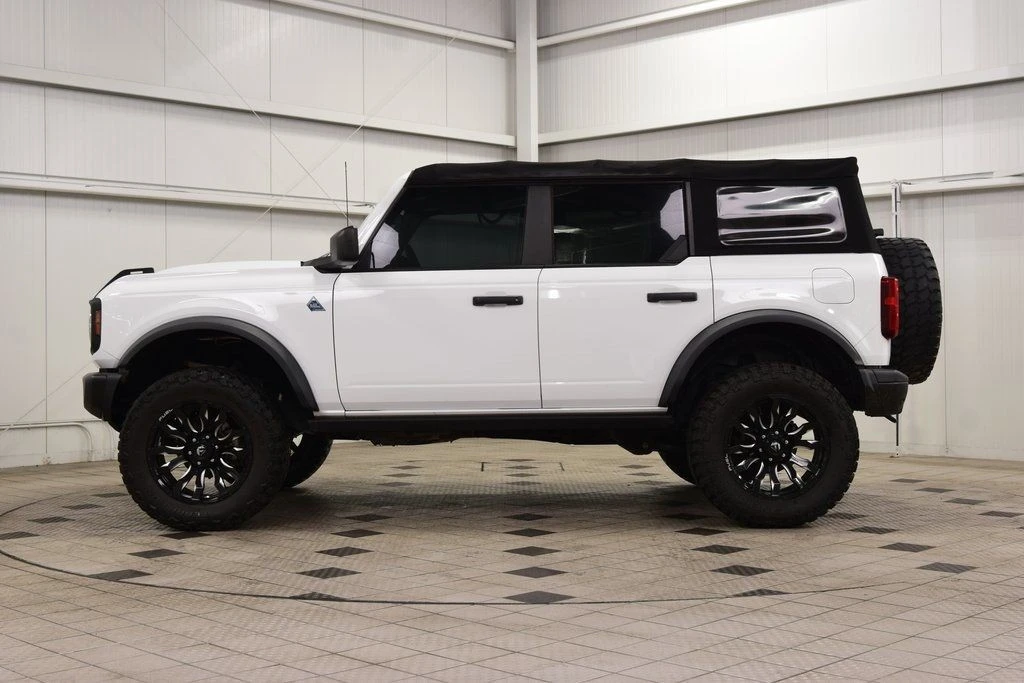 2022 Ford Bronco 6th Gen - Image 4 of 12
