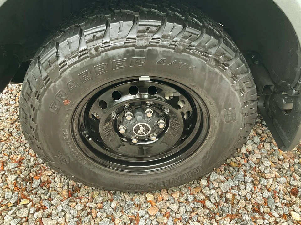 2022 Ford Bronco 6th Gen - Image 24 of 24