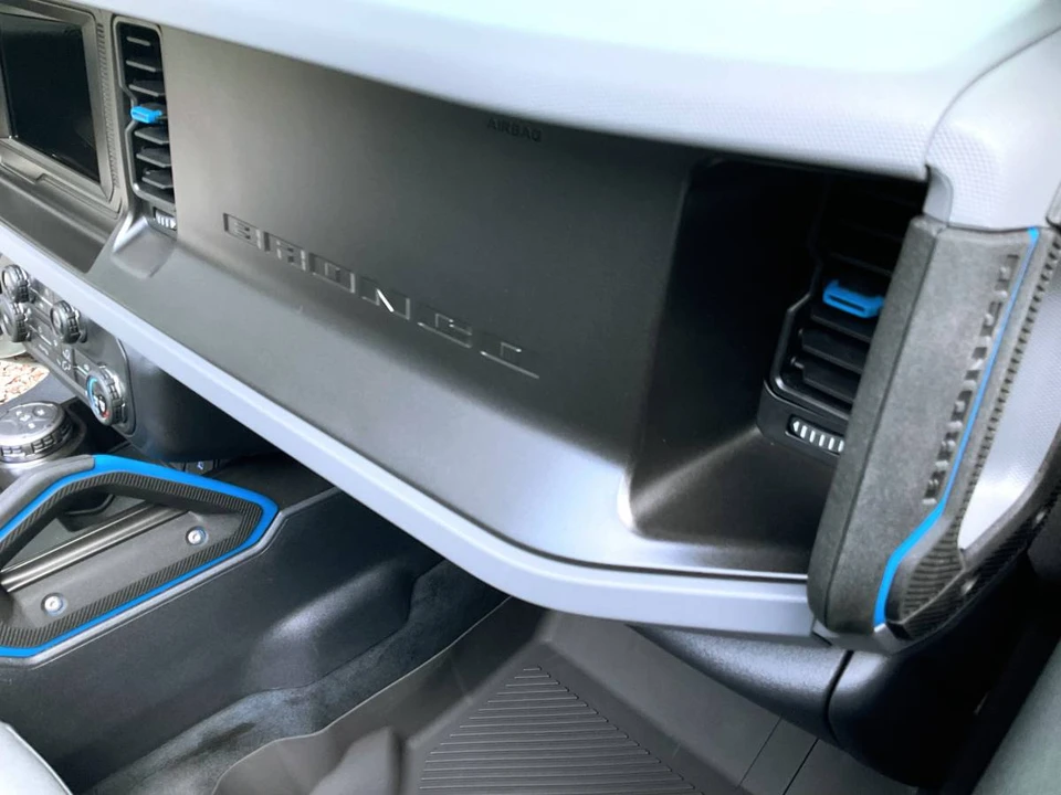 2022 Ford Bronco 6th Gen - Image 16 of 24