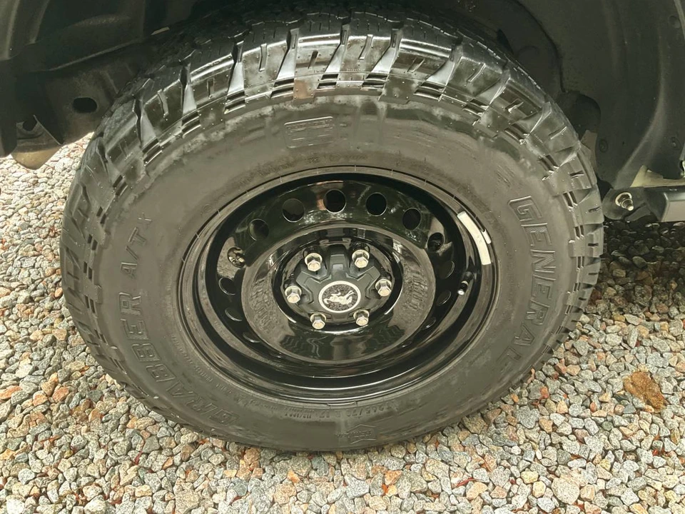 2022 Ford Bronco 6th Gen - Image 22 of 24