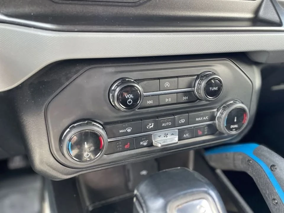 2022 Ford Bronco 6th Gen - Image 20 of 20