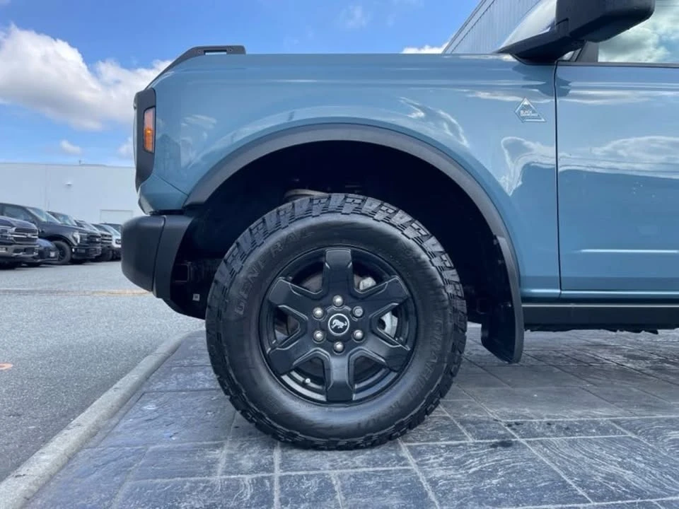 2022 Ford Bronco 6th Gen - Image 16 of 20