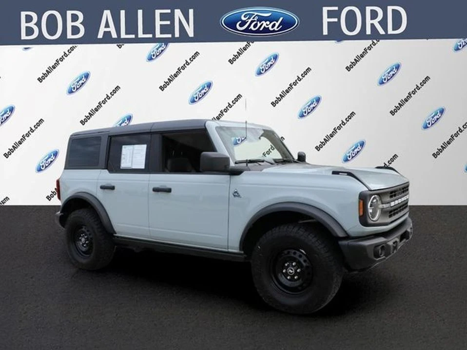 2022 Ford Bronco 6th Gen - Image 2 of 10