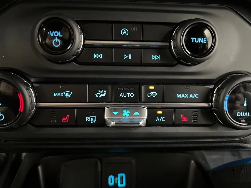 2022 Ford Bronco 6th Gen - Image 17 of 20