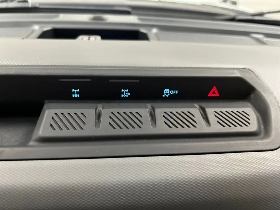 2022 Ford Bronco 6th Gen - Image 18 of 20