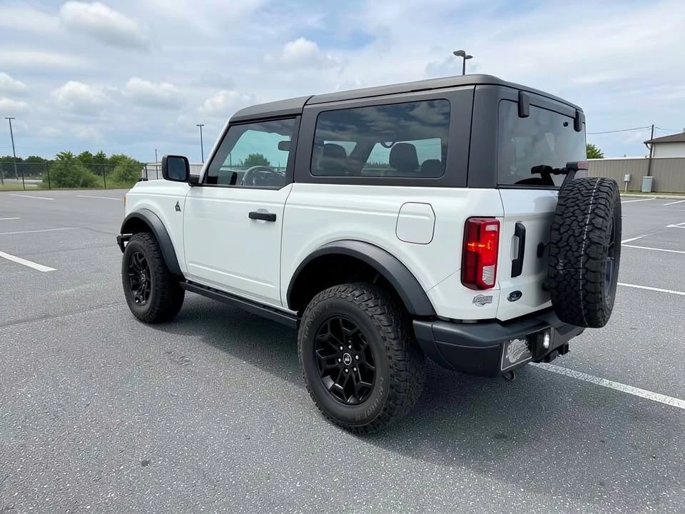2022 Ford Bronco 6th Gen - Image 3 of 20