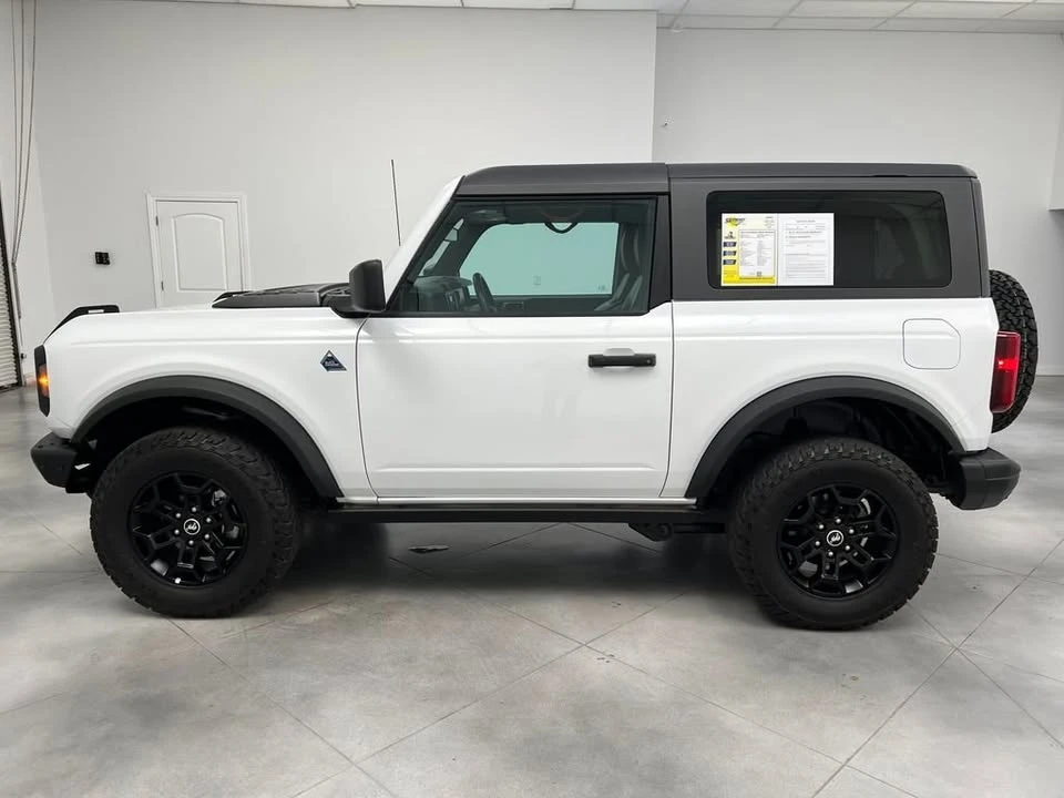 2022 Ford Bronco 6th Gen - Image 2 of 13