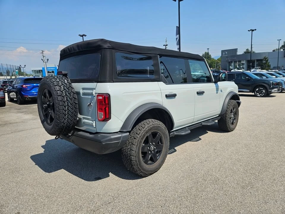 2022 Ford Bronco 6th Gen - Image 3 of 18