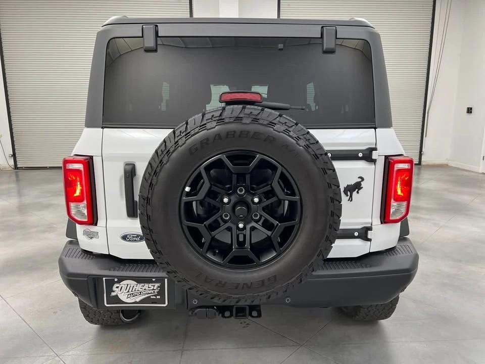 2022 Ford Bronco 6th Gen - Image 4 of 13