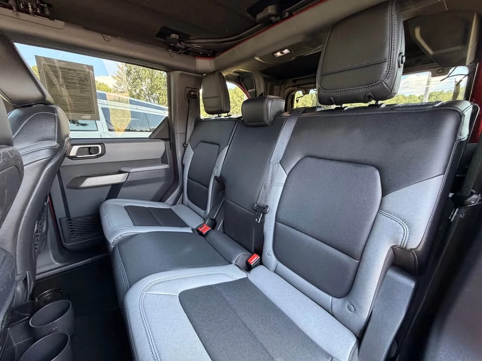 2022 Ford Bronco 6th Gen - Image 15 of 15