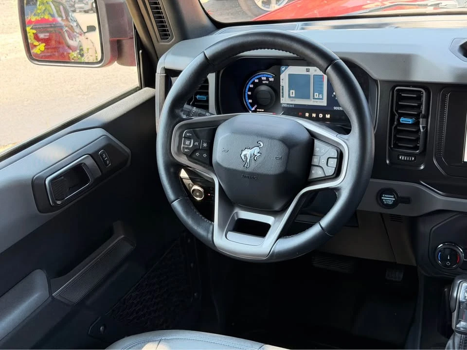 2022 Ford Bronco 6th Gen - Image 8 of 15