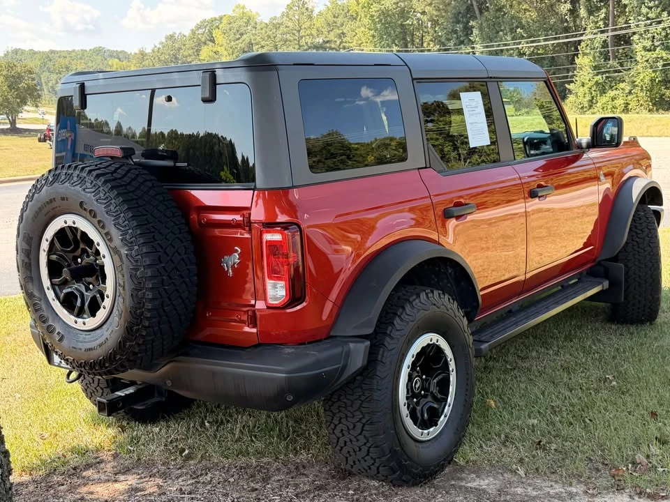 2022 Ford Bronco 6th Gen - Image 5 of 15