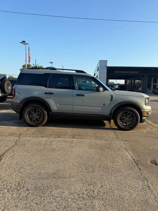 2022 Ford Bronco 6th Gen - Image 3 of 13