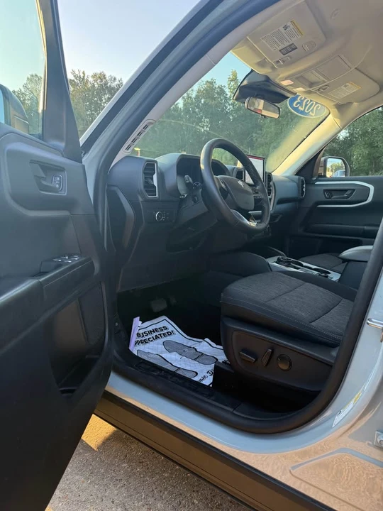 2022 Ford Bronco 6th Gen - Image 4 of 13