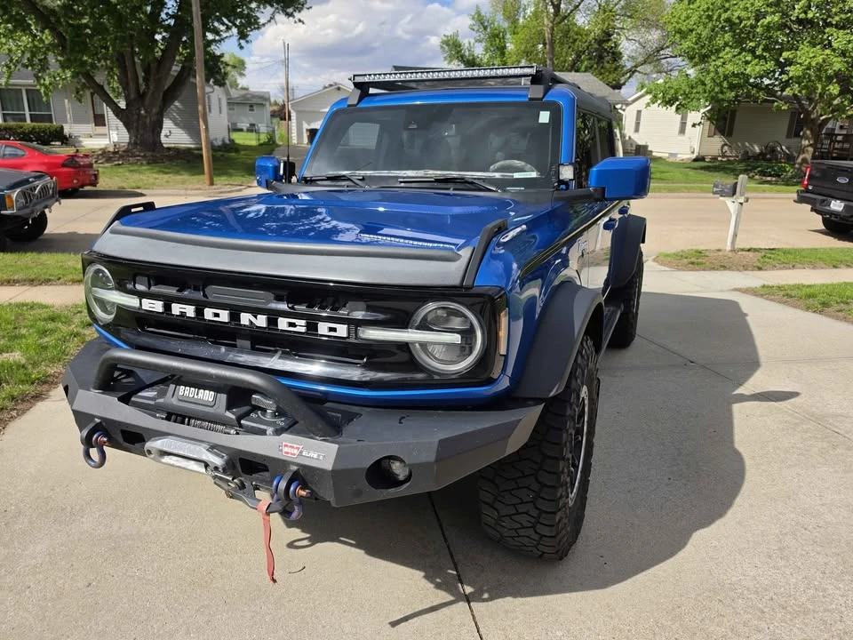 2022 Ford Bronco 6th Gen - Image 2 of 11